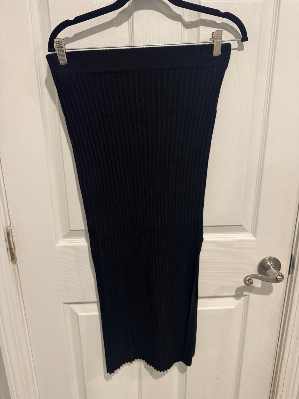 Black Ribbed Knit Midi Skirt